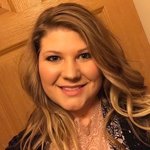 Meet your Posher, Bri